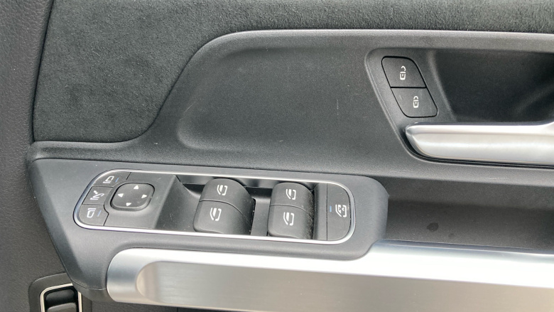 Mercedes-Benz Eqb 350 4M 215kW AMG Line Executive 66.5kWh 5dr At Electric Estate